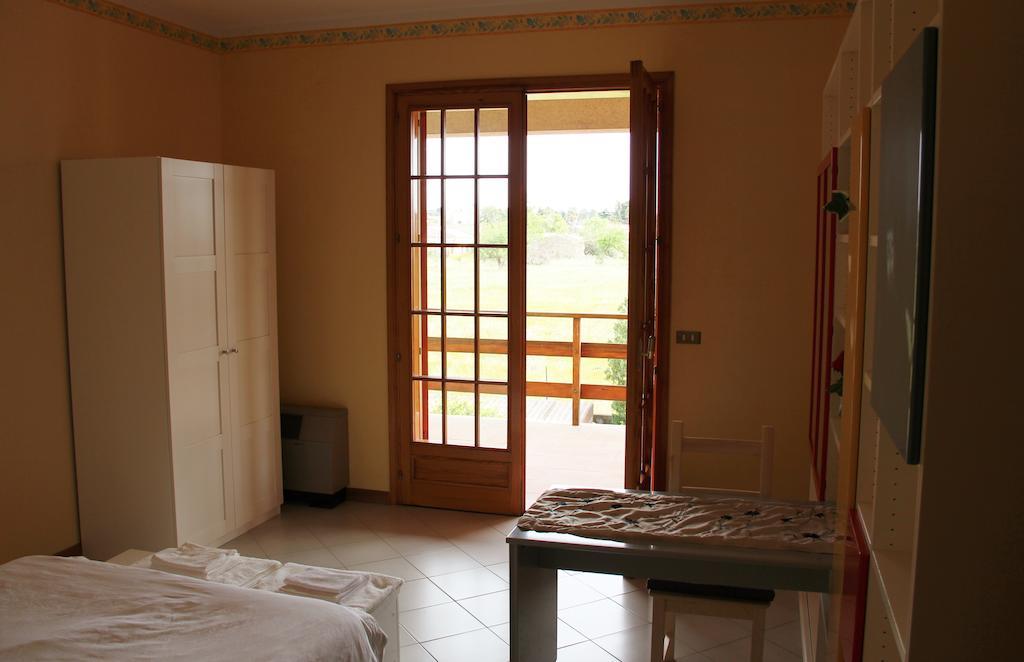 La Casa Di Jo Bed and Breakfast Vittoria Camera foto