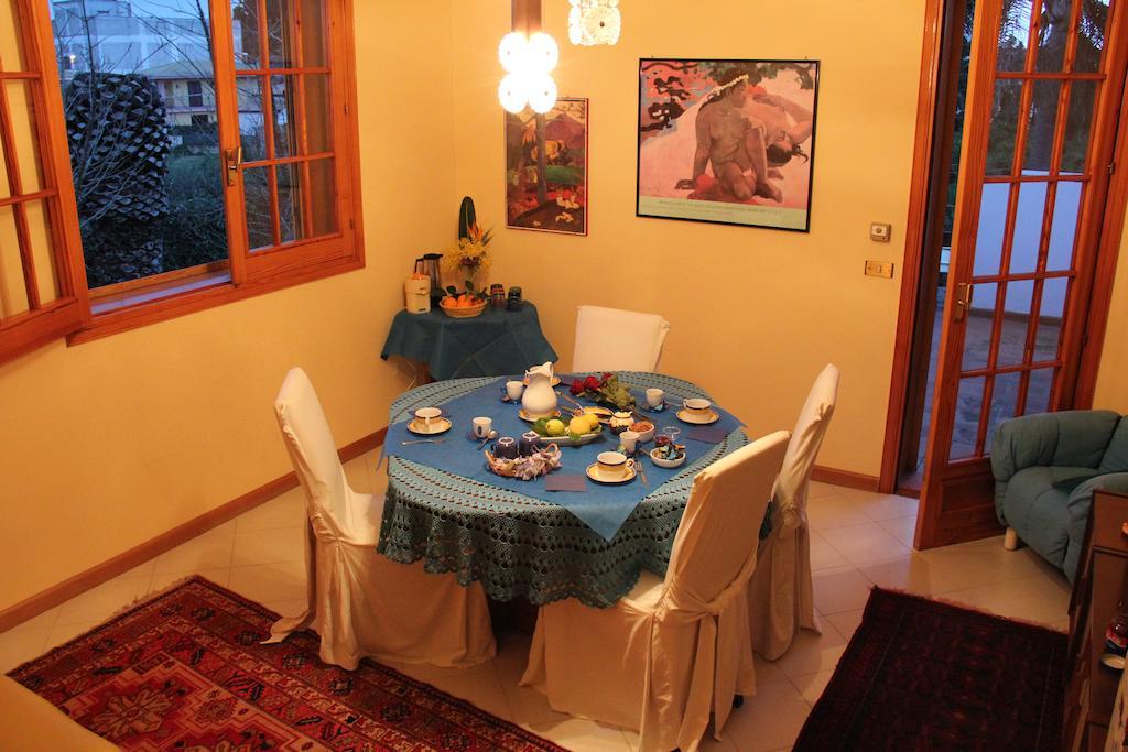 La Casa Di Jo Bed and Breakfast Vittoria Esterno foto