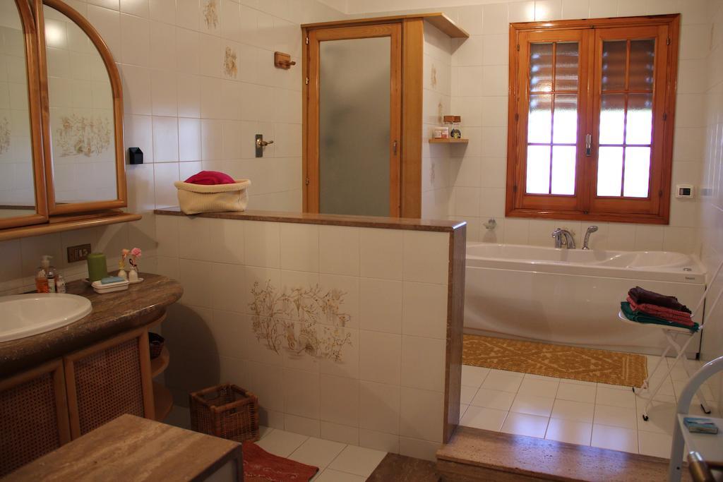 La Casa Di Jo Bed and Breakfast Vittoria Camera foto